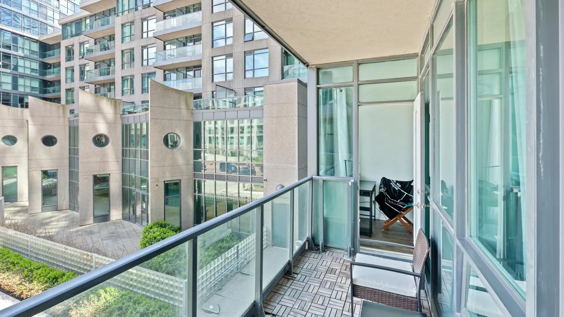 Globalstay Atlantis At Waterpark City Condos Toronto 0*,  Canada